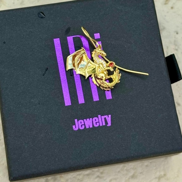 Dragon non-pierced ear cuff with CZ diamonds -  14K Gold Plated - Picture 2 of 3